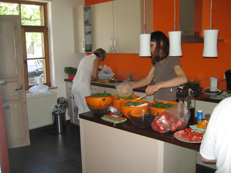 Cremaillere (03) Preparing salads for 40 people